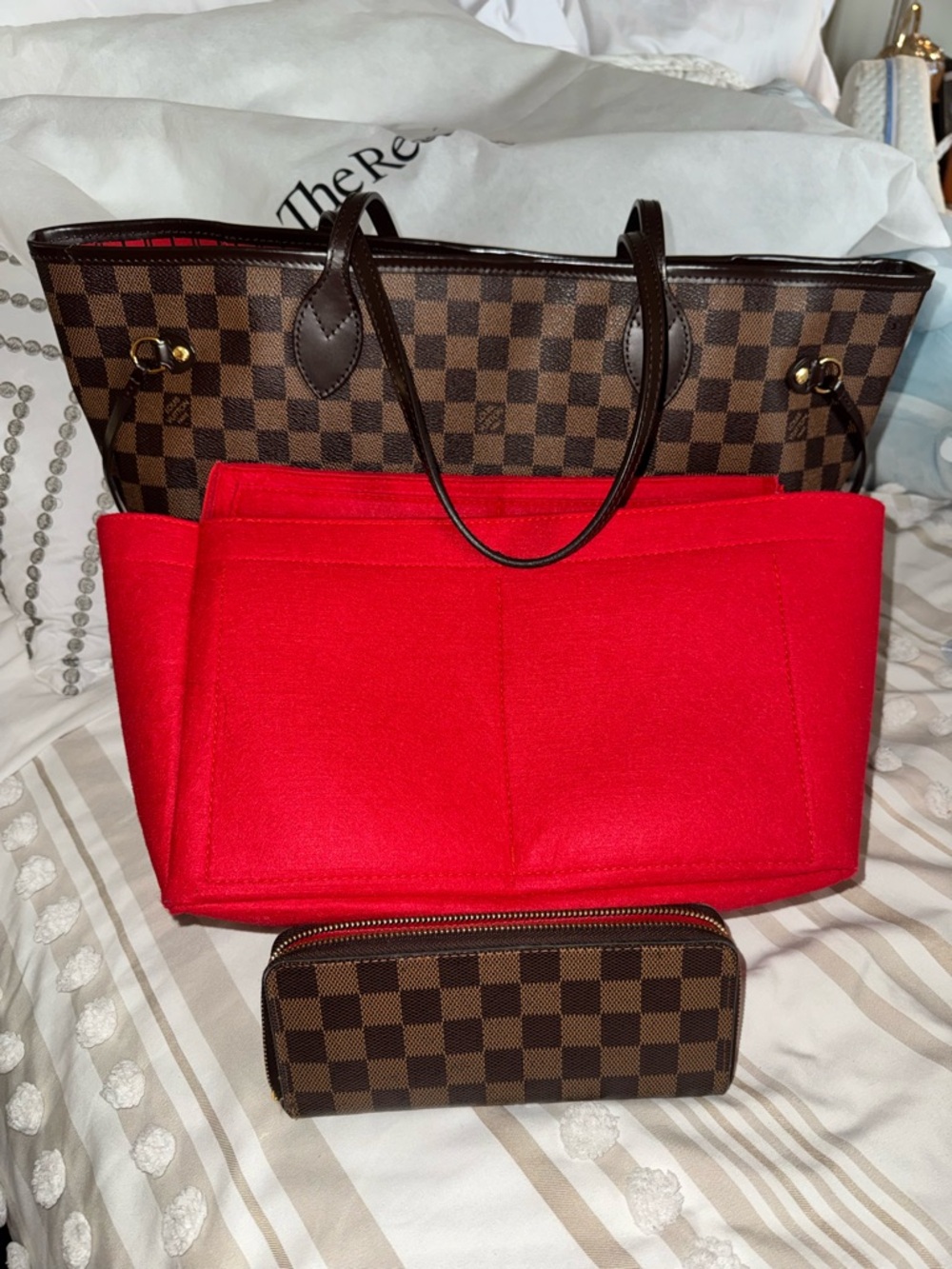 Louis Vuitton Brown Neverfull MM with Wallet - Picture 13 of 17